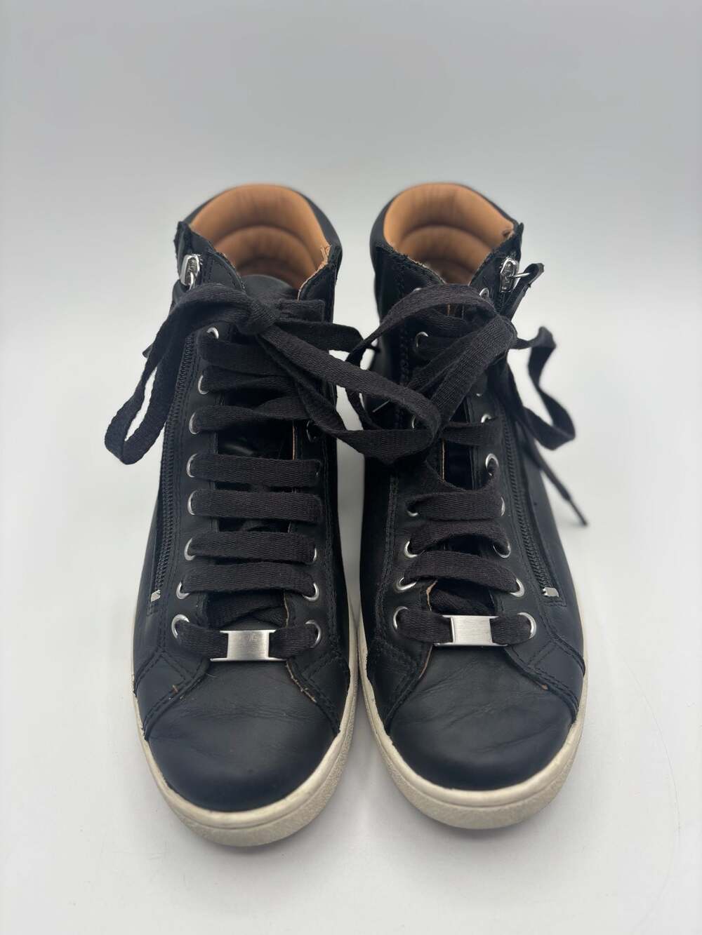 UGG Women's Olive Black Leather High Top Sneakers Side Zipper size 8